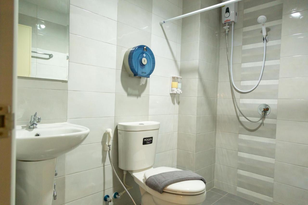 Aparthotel Life Is Goood Jomtien Beach Esterno foto