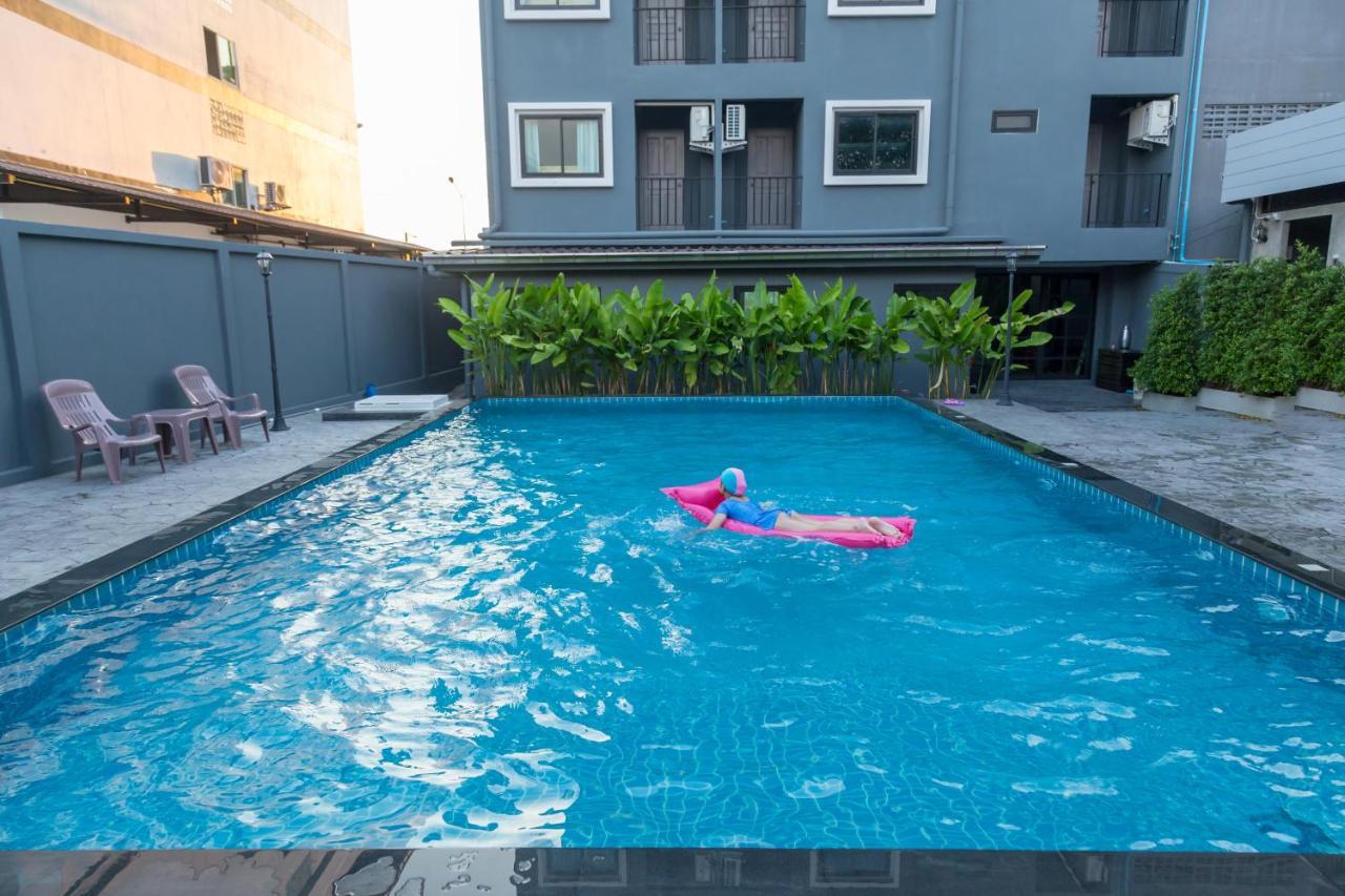 Aparthotel Life Is Goood Jomtien Beach Esterno foto